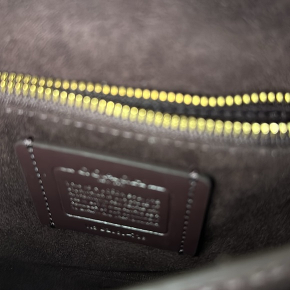 NWOT Coach Hutton Shoulder Bag with Color blocking - Picture 7 of 9